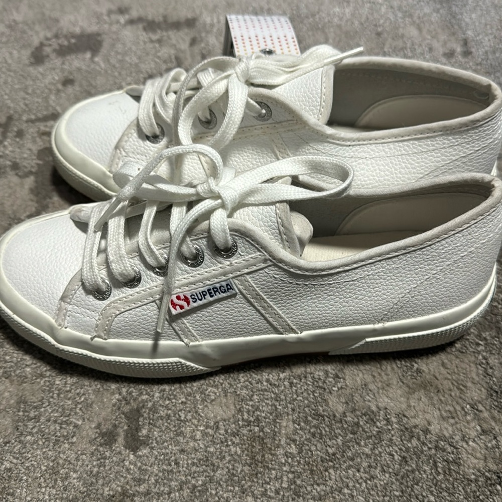 SUPERGA  2750 Leather NWT